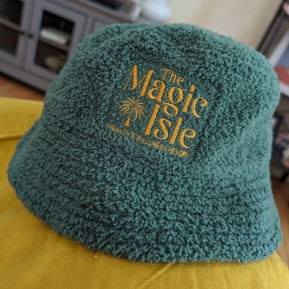 H&M Accessories - New H&M Bucket Hat Green Shaggy Sherpa Bucket Hat Shabby Chic Hat